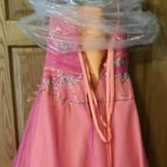 Prom Dress - Picture 2 of 3